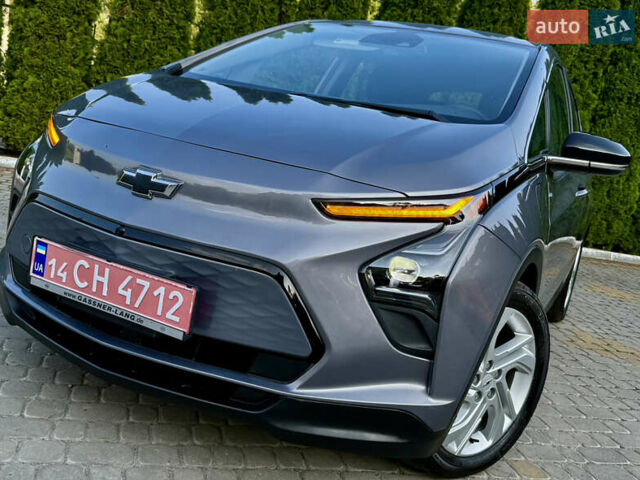 Серый Шевроле Bolt EV, объемом двигателя 0 л и пробегом 36 тыс. км за 18999 $, фото 2 на Automoto.ua
