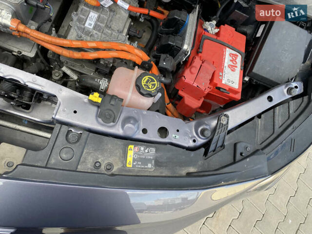 Серый Шевроле Bolt EV, объемом двигателя 0 л и пробегом 16 тыс. км за 18500 $, фото 29 на Automoto.ua