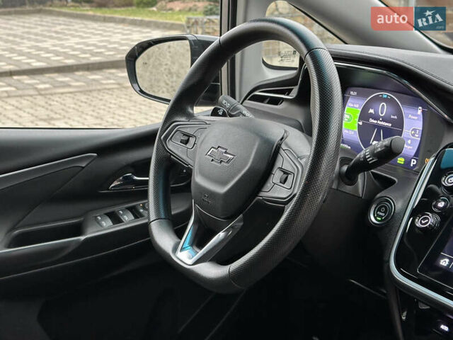 Серый Шевроле Bolt EV, объемом двигателя 0 л и пробегом 24 тыс. км за 17599 $, фото 78 на Automoto.ua