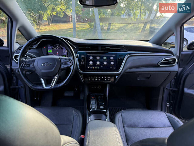 Серый Шевроле Bolt EV, объемом двигателя 0 л и пробегом 21 тыс. км за 19699 $, фото 39 на Automoto.ua