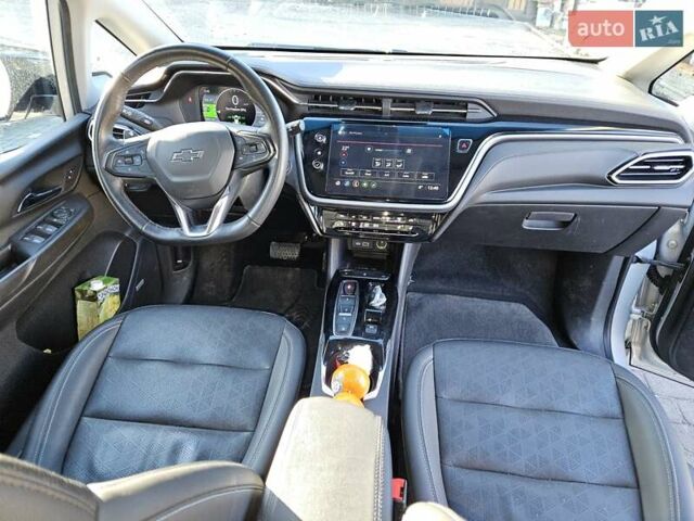 Серый Шевроле Bolt EV, объемом двигателя 0 л и пробегом 48 тыс. км за 18400 $, фото 11 на Automoto.ua