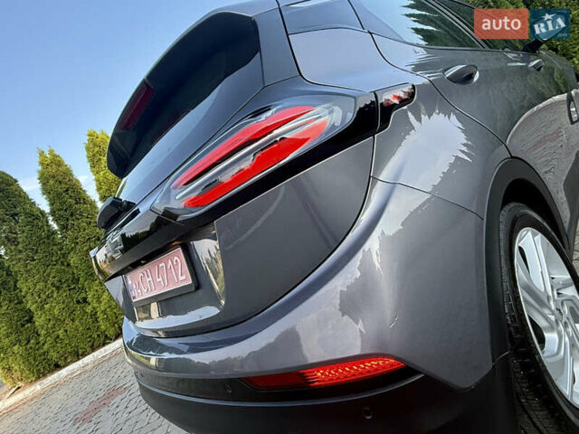 Серый Шевроле Bolt EV, объемом двигателя 0 л и пробегом 36 тыс. км за 18999 $, фото 51 на Automoto.ua