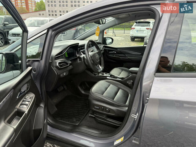 Серый Шевроле Bolt EV, объемом двигателя 0 л и пробегом 21 тыс. км за 18900 $, фото 9 на Automoto.ua