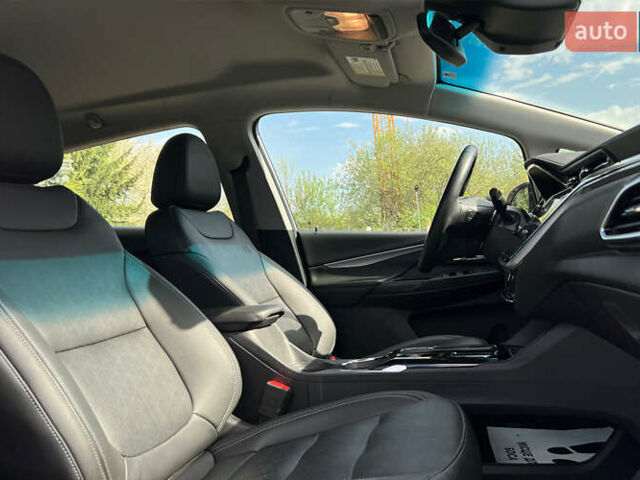 Серый Шевроле Bolt EV, объемом двигателя 0 л и пробегом 49 тыс. км за 19750 $, фото 10 на Automoto.ua