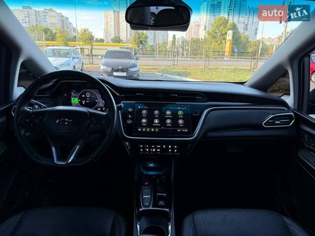 Серый Шевроле Bolt EV, объемом двигателя 0 л и пробегом 56 тыс. км за 18490 $, фото 12 на Automoto.ua
