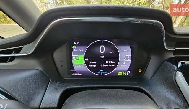 Серый Шевроле Bolt EV, объемом двигателя 0 л и пробегом 41 тыс. км за 18200 $, фото 12 на Automoto.ua