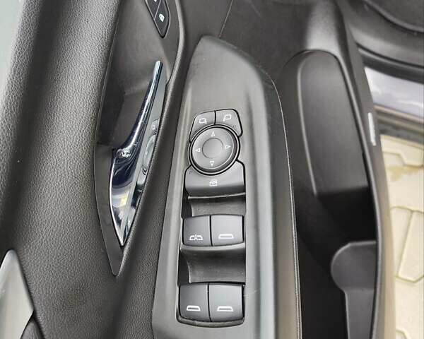 Серый Шевроле Bolt EV, объемом двигателя 0 л и пробегом 32 тыс. км за 19000 $, фото 28 на Automoto.ua