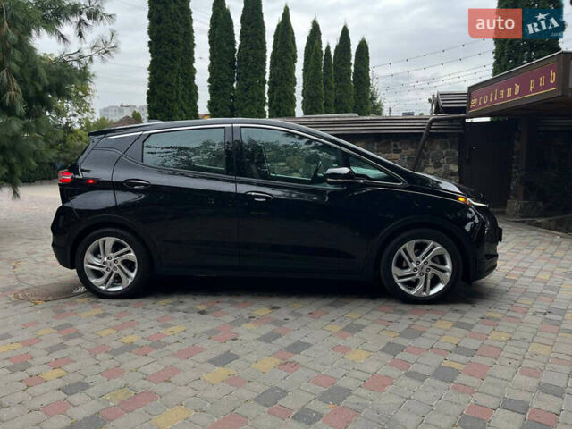 Сірий Шевроле Bolt EV, об'ємом двигуна 0 л та пробігом 30 тис. км за 17500 $, фото 3 на Automoto.ua
