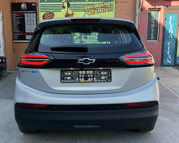 Серый Шевроле Bolt EV, объемом двигателя 0 л и пробегом 91 тыс. км за 16950 $, фото 6 на Automoto.ua