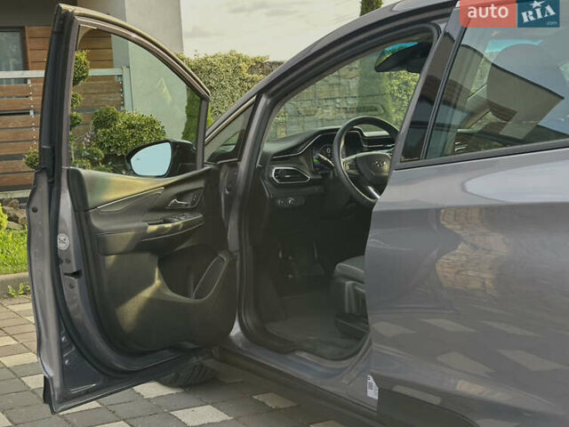 Серый Шевроле Bolt EV, объемом двигателя 0 л и пробегом 22 тыс. км за 17499 $, фото 52 на Automoto.ua