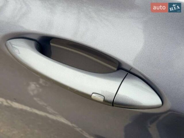 Серый Шевроле Bolt EV, объемом двигателя 0 л и пробегом 66 тыс. км за 18400 $, фото 7 на Automoto.ua