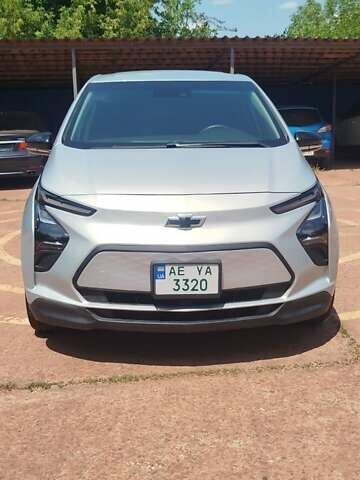 Сірий Шевроле Bolt EV, об'ємом двигуна 0 л та пробігом 43 тис. км за 18500 $, фото 3 на Automoto.ua