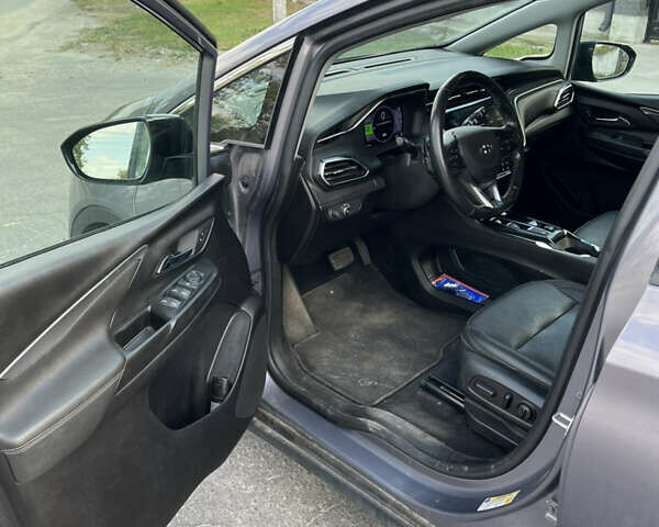 Серый Шевроле Bolt EV, объемом двигателя 0 л и пробегом 76 тыс. км за 18500 $, фото 13 на Automoto.ua