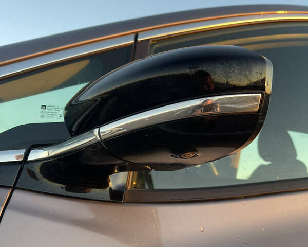 Серый Шевроле Bolt EV, объемом двигателя 0 л и пробегом 19 тыс. км за 18300 $, фото 10 на Automoto.ua