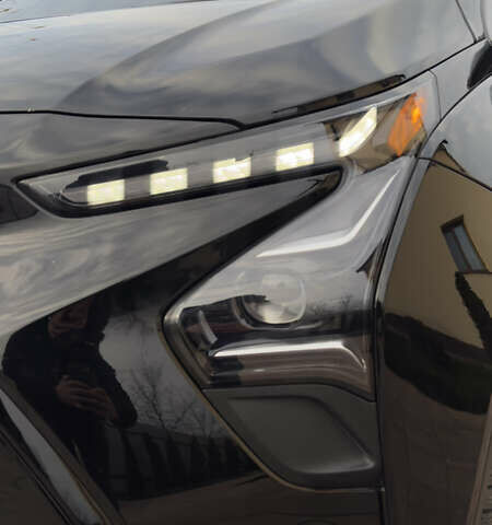 Серый Шевроле Bolt EV, объемом двигателя 0 л и пробегом 30 тыс. км за 17995 $, фото 30 на Automoto.ua