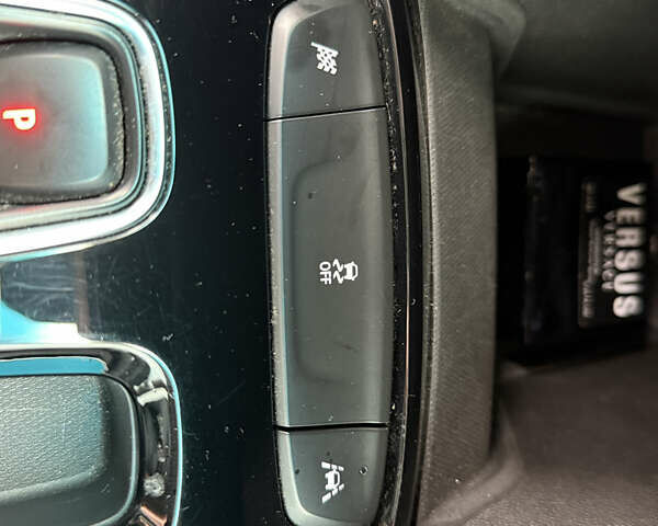 Серый Шевроле Bolt EV, объемом двигателя 0 л и пробегом 52 тыс. км за 18900 $, фото 31 на Automoto.ua