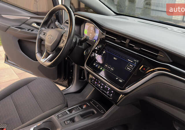 Серый Шевроле Bolt EV, объемом двигателя 0 л и пробегом 30 тыс. км за 17995 $, фото 25 на Automoto.ua