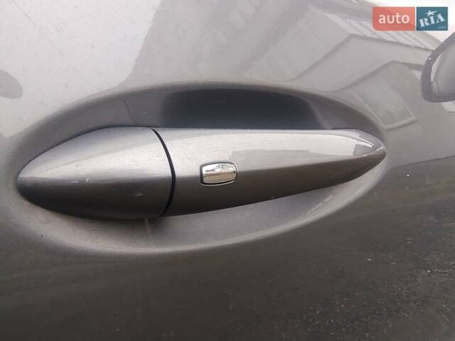 Серый Шевроле Bolt EV, объемом двигателя 0 л и пробегом 89 тыс. км за 17300 $, фото 7 на Automoto.ua