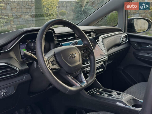 Серый Шевроле Bolt EV, объемом двигателя 0 л и пробегом 22 тыс. км за 17499 $, фото 58 на Automoto.ua