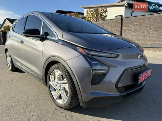 Сірий Шевроле Bolt EV, об'ємом двигуна 0 л та пробігом 65 тис. км за 18500 $, фото 4 на Automoto.ua