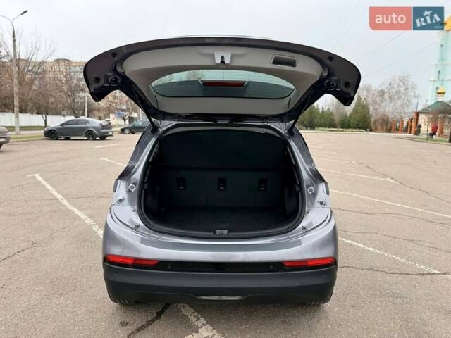 Серый Шевроле Bolt EV, объемом двигателя 0 л и пробегом 66 тыс. км за 18400 $, фото 10 на Automoto.ua