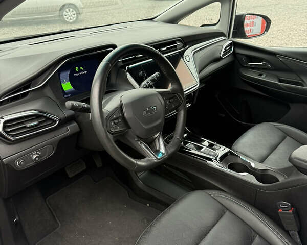Серый Шевроле Bolt EV, объемом двигателя 0 л и пробегом 9 тыс. км за 24900 $, фото 7 на Automoto.ua