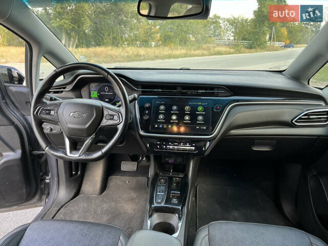 Серый Шевроле Bolt EV, объемом двигателя 0 л и пробегом 76 тыс. км за 18500 $, фото 26 на Automoto.ua