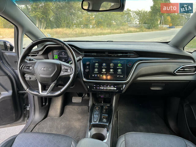 Серый Шевроле Bolt EV, объемом двигателя 0 л и пробегом 76 тыс. км за 18500 $, фото 25 на Automoto.ua