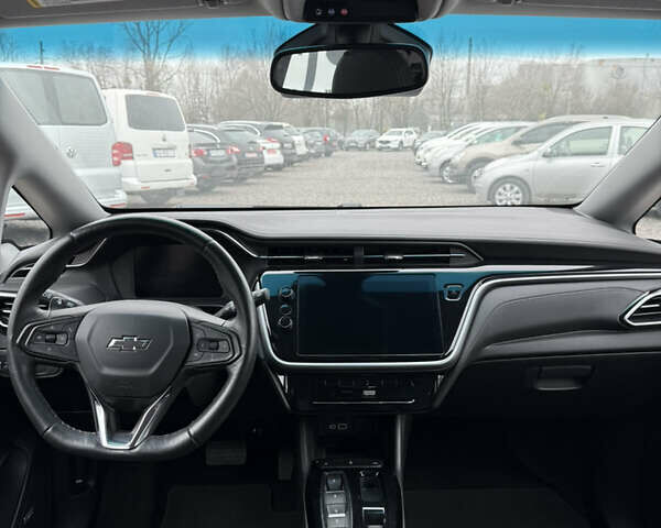Серый Шевроле Bolt EV, объемом двигателя 0 л и пробегом 9 тыс. км за 24900 $, фото 9 на Automoto.ua