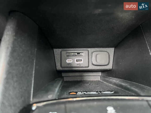 Серый Шевроле Bolt EV, объемом двигателя 0 л и пробегом 23 тыс. км за 17600 $, фото 15 на Automoto.ua