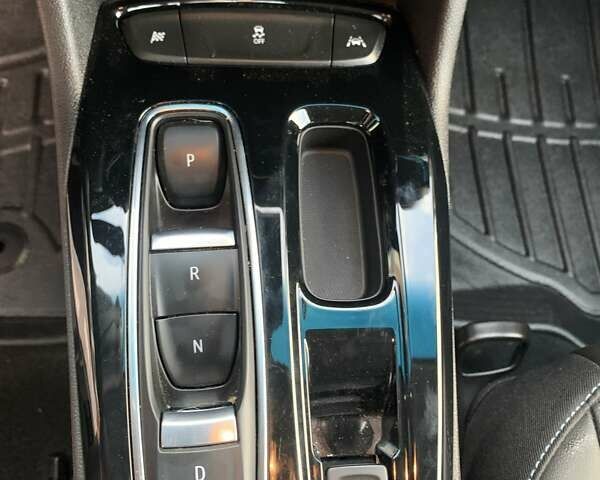 Серый Шевроле Bolt EV, объемом двигателя 0 л и пробегом 22 тыс. км за 19500 $, фото 16 на Automoto.ua