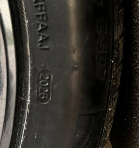 Серый Шевроле Bolt EV, объемом двигателя 0 л и пробегом 30 тыс. км за 17995 $, фото 15 на Automoto.ua