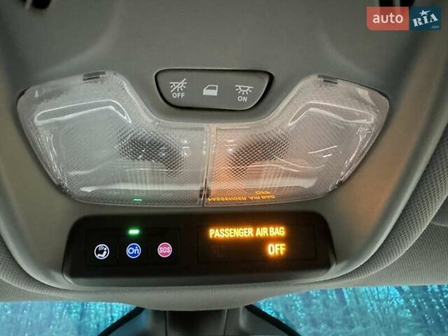 Серый Шевроле Bolt EV, объемом двигателя 0 л и пробегом 39 тыс. км за 18400 $, фото 16 на Automoto.ua
