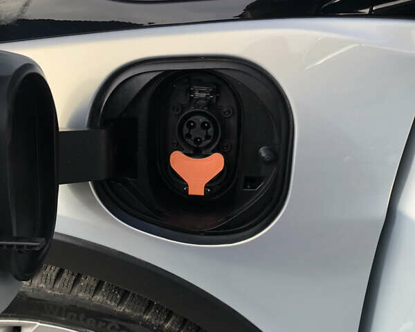 Сірий Шевроле Bolt EV, об'ємом двигуна 0 л та пробігом 73 тис. км за 17700 $, фото 8 на Automoto.ua