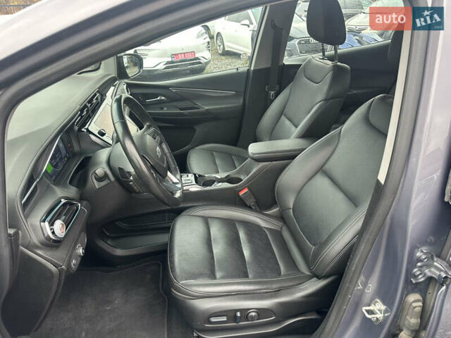 Серый Шевроле Bolt EV, объемом двигателя 0 л и пробегом 53 тыс. км за 17700 $, фото 6 на Automoto.ua