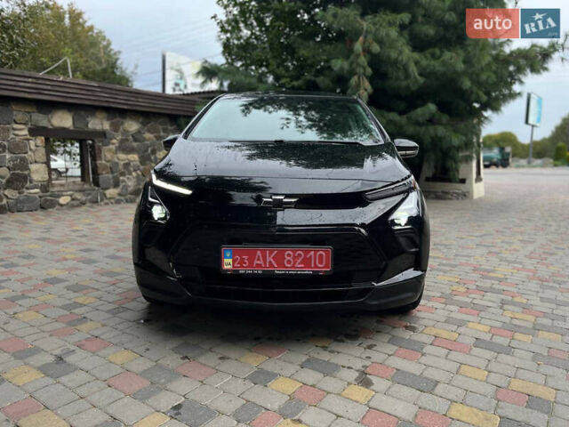Сірий Шевроле Bolt EV, об'ємом двигуна 0 л та пробігом 30 тис. км за 17500 $, фото 1 на Automoto.ua