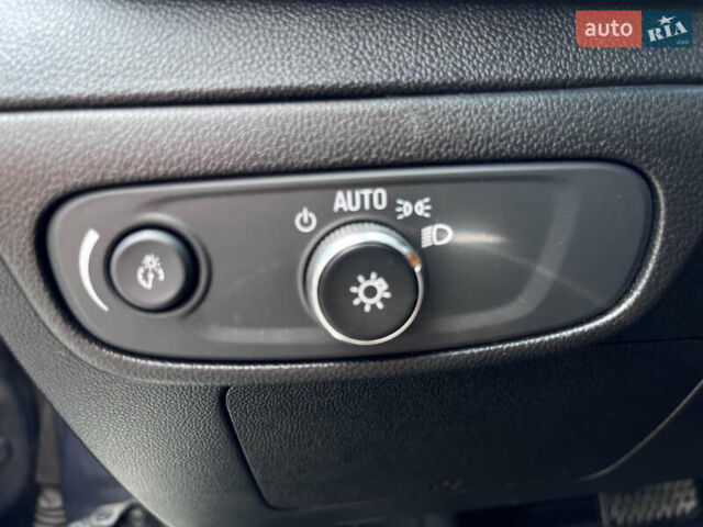Серый Шевроле Bolt EV, объемом двигателя 0 л и пробегом 23 тыс. км за 17600 $, фото 2 на Automoto.ua