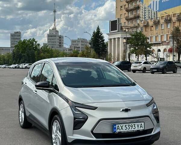 Серый Шевроле Bolt EV, объемом двигателя 0 л и пробегом 17 тыс. км за 19500 $, фото 3 на Automoto.ua