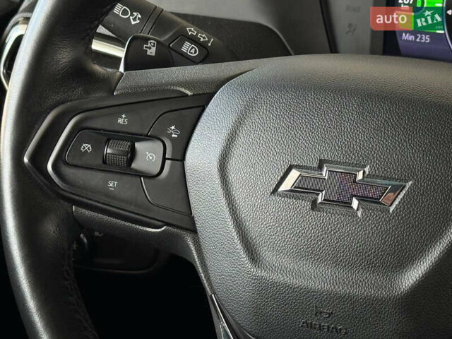 Серый Шевроле Bolt EV, объемом двигателя 0 л и пробегом 22 тыс. км за 19550 $, фото 28 на Automoto.ua