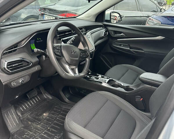 Серый Шевроле Bolt EV, объемом двигателя 0 л и пробегом 45 тыс. км за 19000 $, фото 6 на Automoto.ua