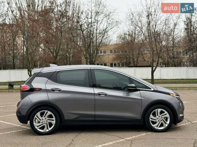 Серый Шевроле Bolt EV, объемом двигателя 0 л и пробегом 66 тыс. км за 18400 $, фото 13 на Automoto.ua
