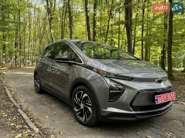 Серый Шевроле Bolt EV, объемом двигателя 0 л и пробегом 39 тыс. км за 18400 $, фото 2 на Automoto.ua