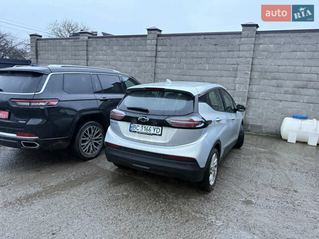 Серый Шевроле Bolt EV, объемом двигателя 0 л и пробегом 72 тыс. км за 16400 $, фото 15 на Automoto.ua