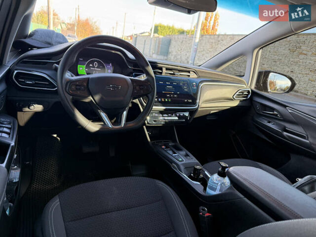 Сірий Шевроле Bolt EV, об'ємом двигуна 0 л та пробігом 65 тис. км за 18500 $, фото 12 на Automoto.ua