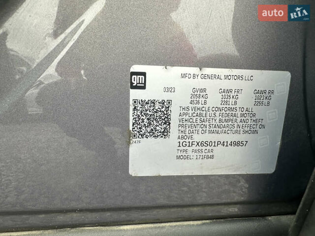 Серый Шевроле Bolt EV, объемом двигателя 0 л и пробегом 53 тыс. км за 17700 $, фото 7 на Automoto.ua