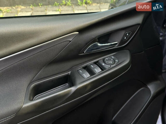 Серый Шевроле Bolt EV, объемом двигателя 0 л и пробегом 22 тыс. км за 17499 $, фото 54 на Automoto.ua