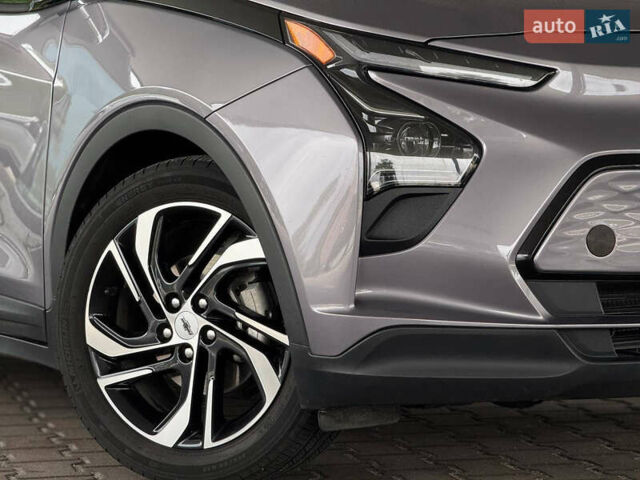 Серый Шевроле Bolt EV, объемом двигателя 0 л и пробегом 22 тыс. км за 19550 $, фото 6 на Automoto.ua