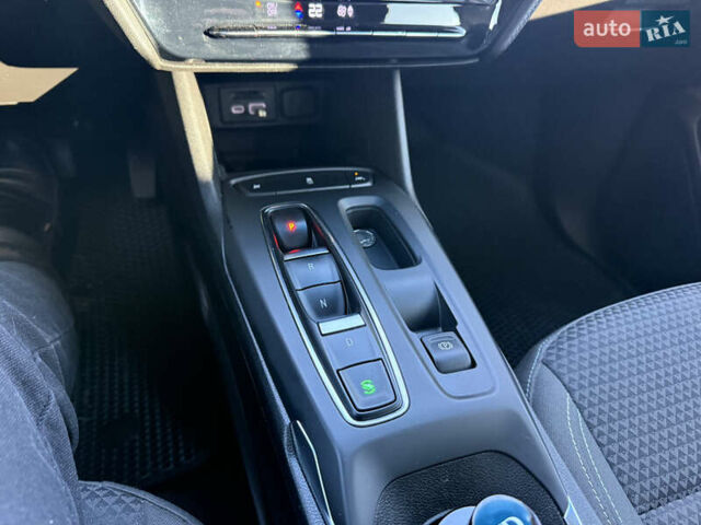 Сірий Шевроле Bolt EV, об'ємом двигуна 0 л та пробігом 65 тис. км за 18500 $, фото 15 на Automoto.ua