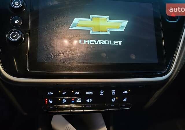 Серый Шевроле Bolt EV, объемом двигателя 0 л и пробегом 59 тыс. км за 16900 $, фото 8 на Automoto.ua