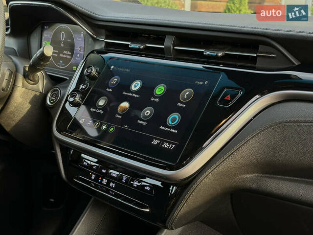 Серый Шевроле Bolt EV, объемом двигателя 0 л и пробегом 22 тыс. км за 17499 $, фото 92 на Automoto.ua